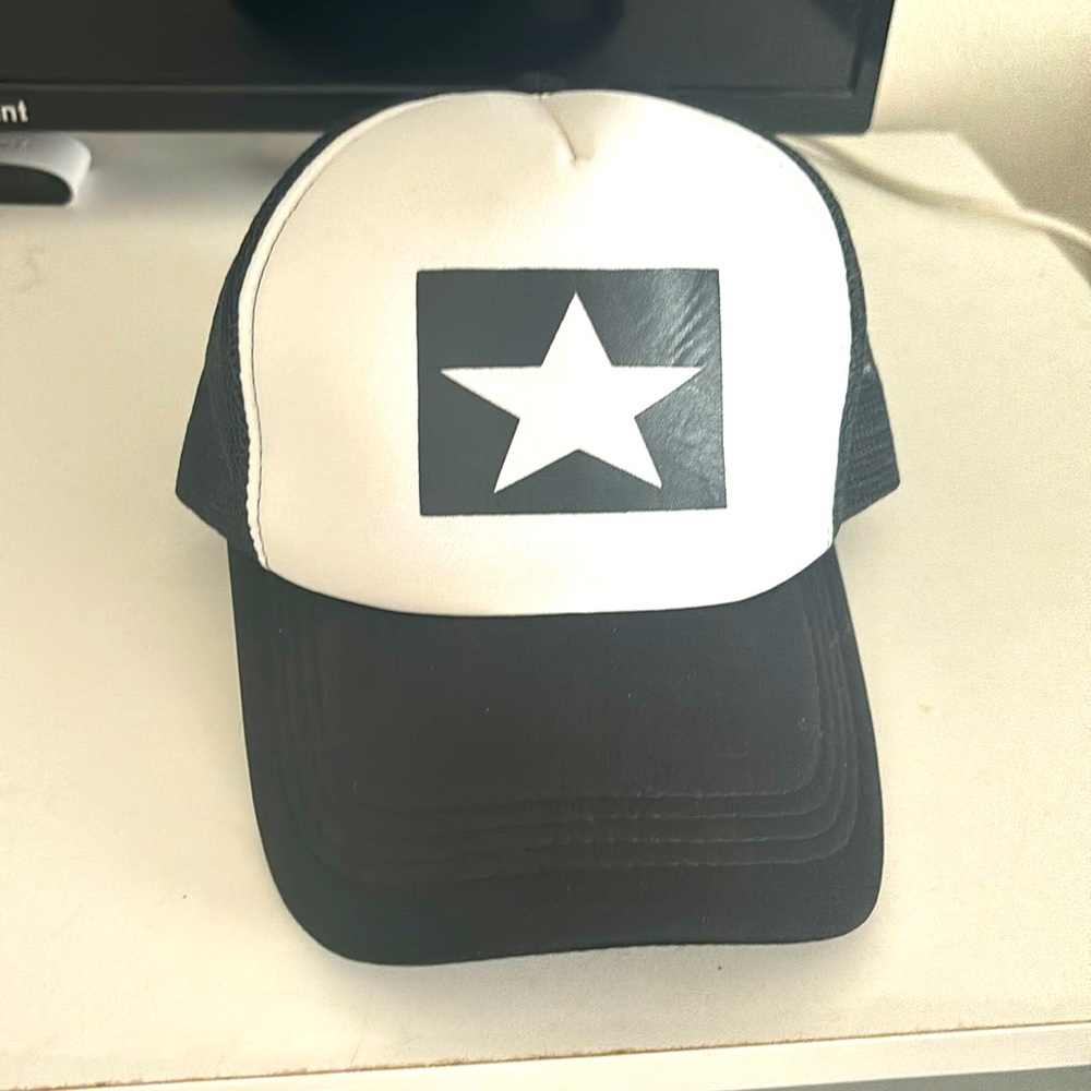 A good quality hat from SHEIN